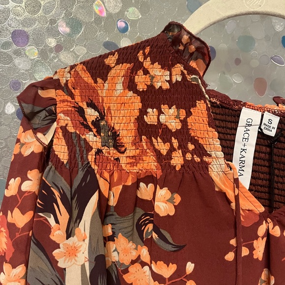 WHIMSICAL CHIFFON FLORAL BLOUSE - Picture 3 of 6